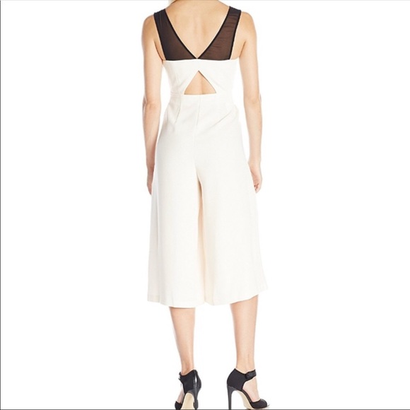 BCBG CULOTTE JUMPSUIT - CREAM/WHITE - Picture 2 of 3